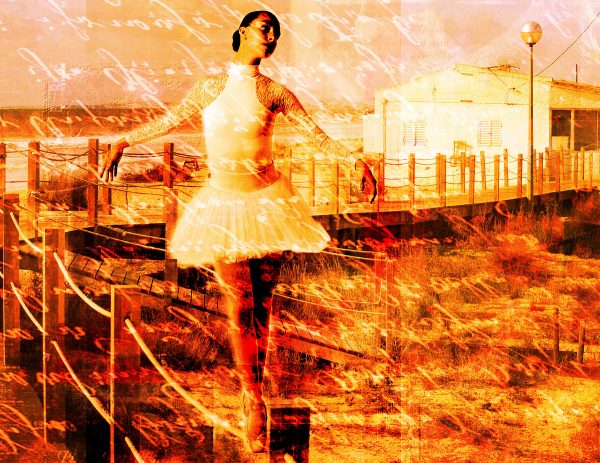En Pointe Sur La Plage- Ballerina Erica Mulkern MA