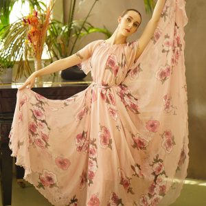 Flos Dea Laeta Choros - III (Matt) Ballerina Erica Mulkern MA