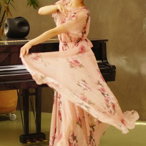 Flos Dea Laeta Choros - IV (Matt) Ballerina Erica Mulkern MA